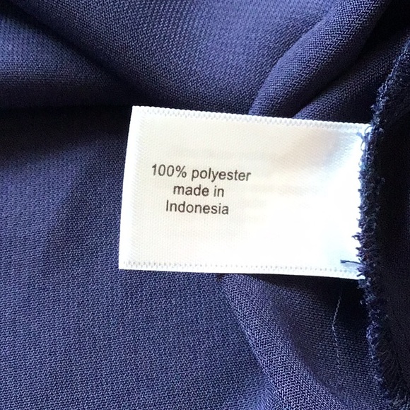 Lane Bryant top 🦋 - Picture 4 of 9